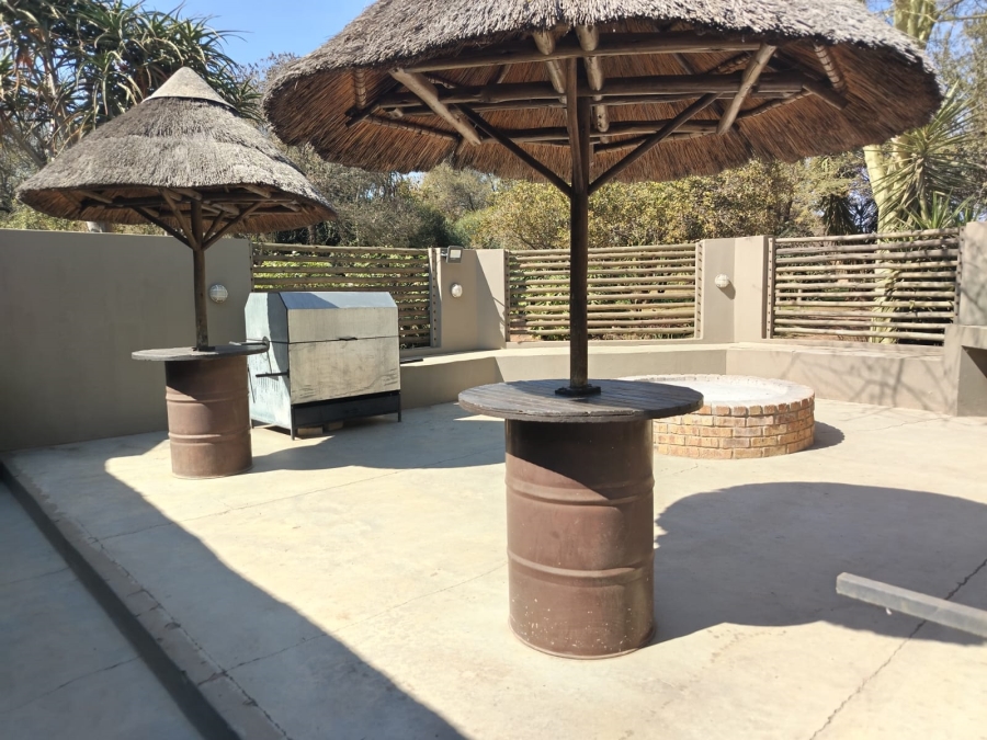 Commercial Property for Sale in Zoutpansdrift A H North West